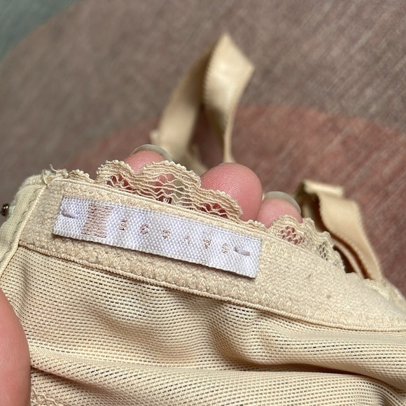 Savage X Fenty Elegant Lace Underwire Bra - Cream 38DD - Picture 6 of 7